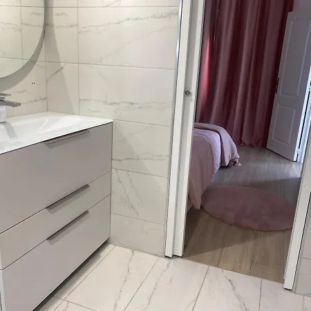 L Ecrin De Lidia Close To Meett Air Conditioning Parking Aussonne