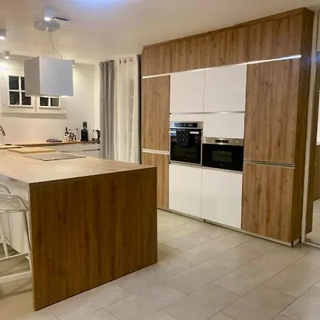 L Ecrin De Lidia Close To Meett Air Conditioning Parking