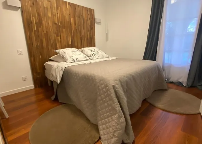 L Ecrin De Lidia Close To Meett Air Conditioning Parking