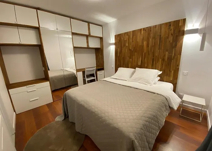 L Ecrin De Lidia Close To Meett Air Conditioning Parking Aussonne