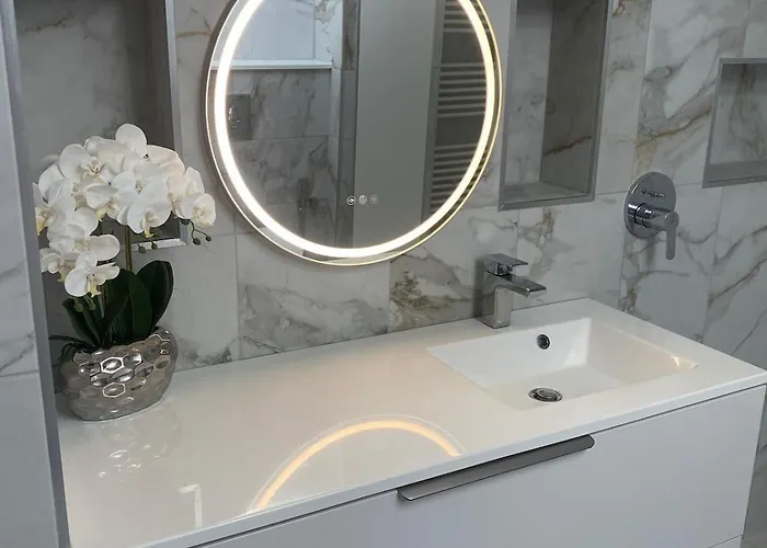 L Ecrin De Lidia Close To Meett Air Conditioning Parking *